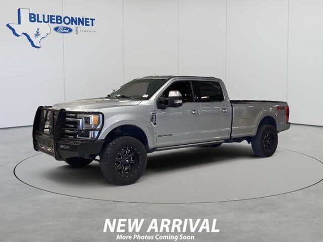 2022 Ford F-350 Super Duty Limited — photo 1 of 26