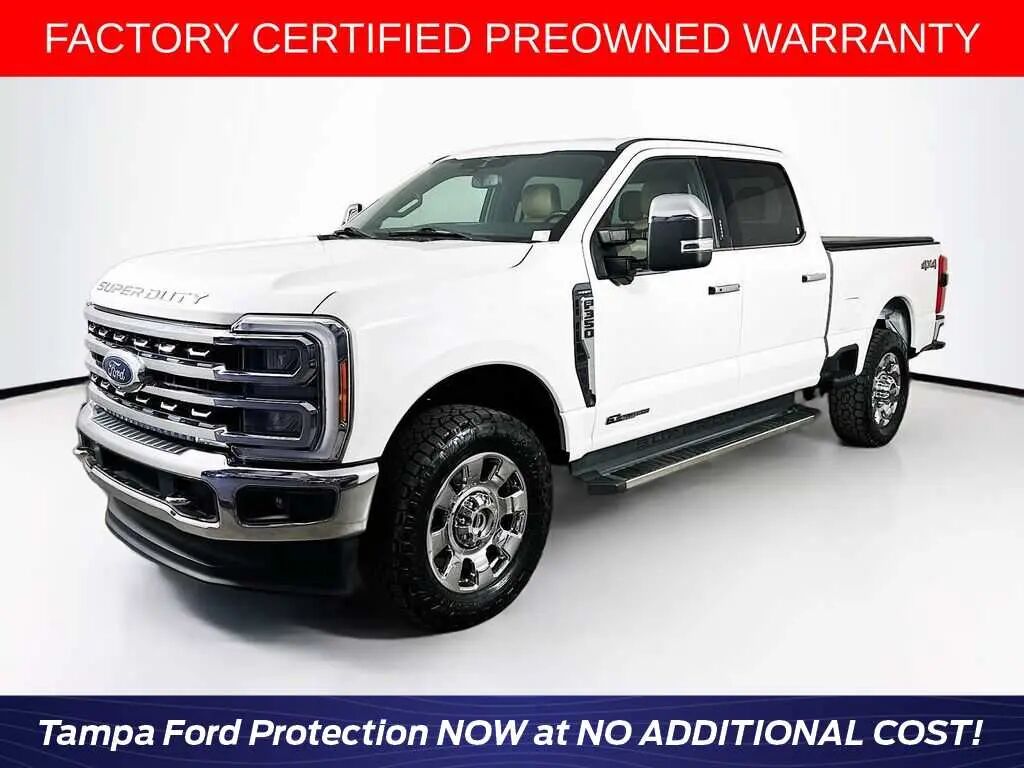 2023 Ford F-350 Super Duty Lariat — photo 1 of 26