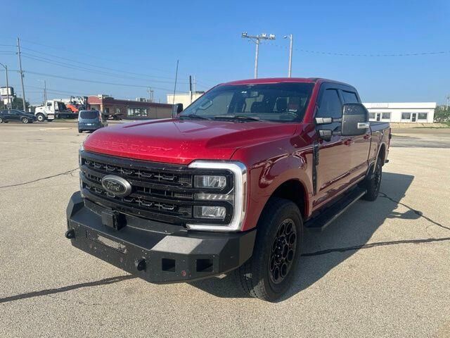 2024 Ford F-350 Super Duty Lariat — photo 1 of 29