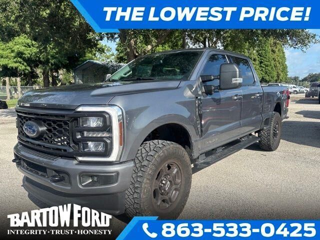 2024 Ford F-350 Super Duty XLT — photo 1 of 39