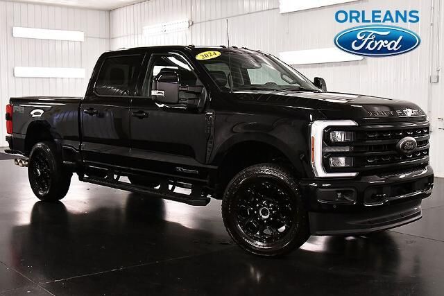 2024 Ford F-350 Super Duty Lariat — photo 1 of 26