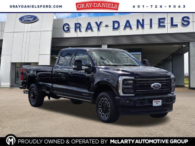 2025 Ford F-350 Super Duty Platinum