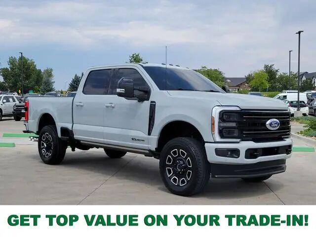 2025 Ford F-350 Super Duty Platinum — photo 1 of 26