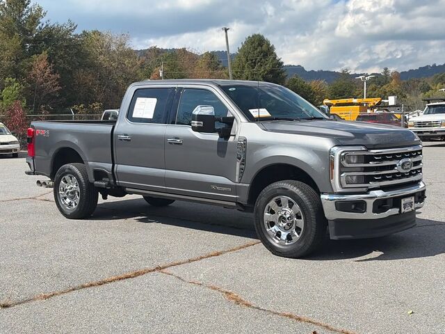 2025 Ford F-350 Super Duty Lariat