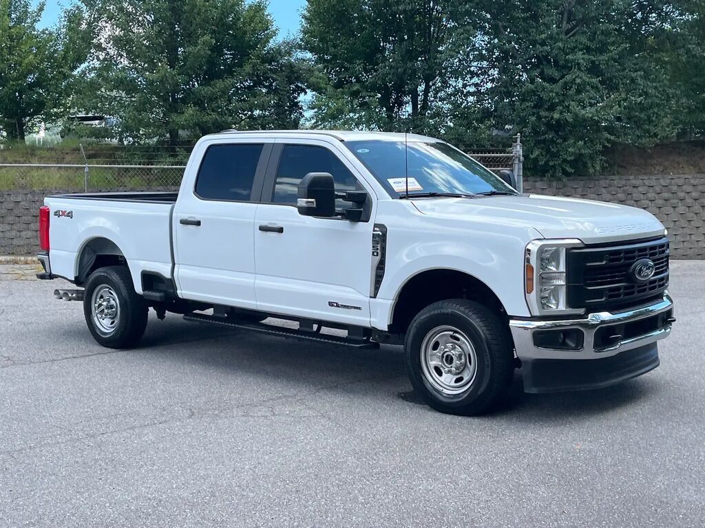2026 Ford F-350 Super Duty XL — photo 1 of 13