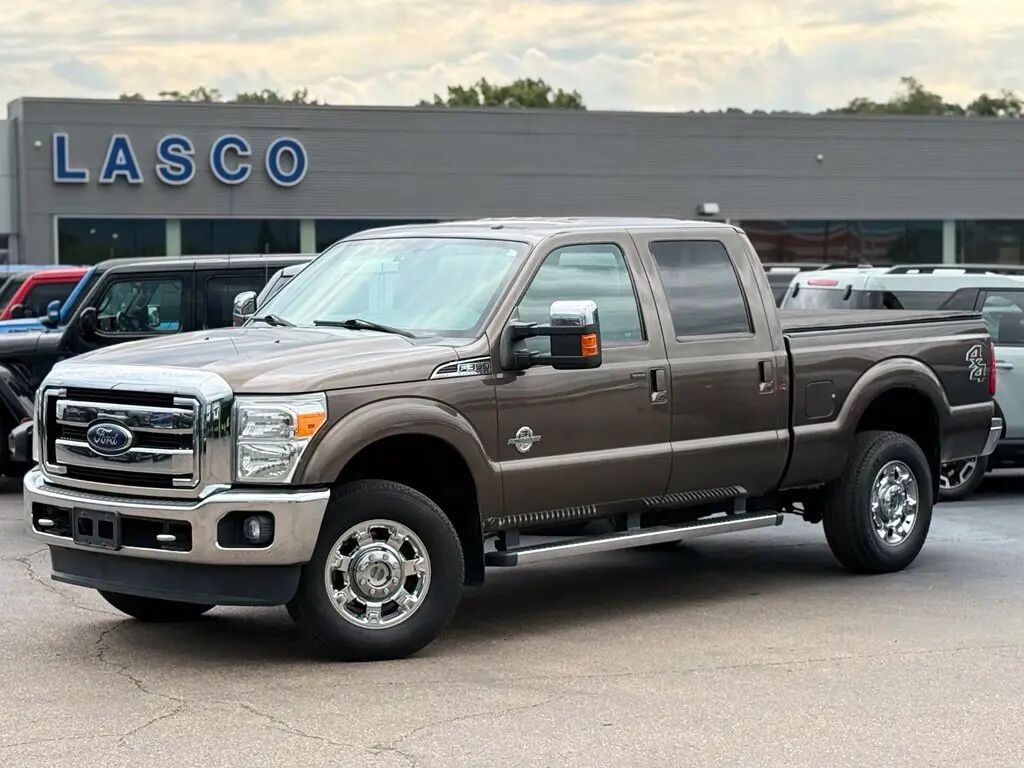 2016 Ford F-350 Super Duty Lariat — photo 1 of 13