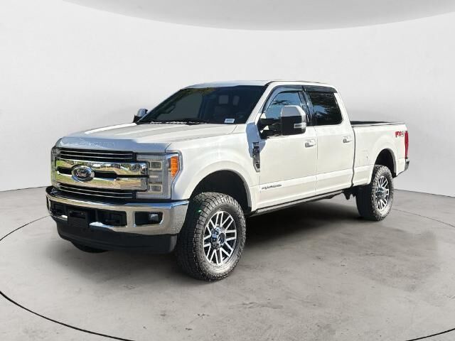 2017 Ford F-350 Super Duty Lariat