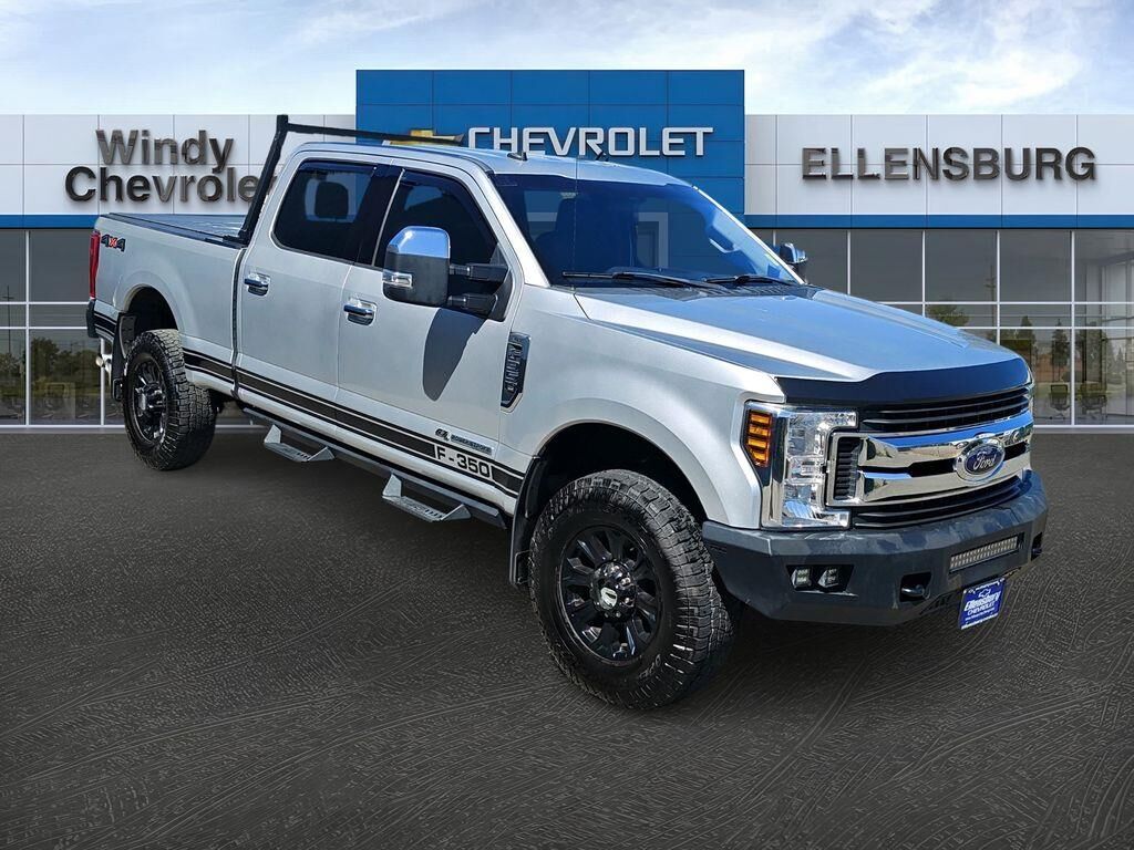 2019 Ford F-350 Super Duty XLT — photo 1 of 39