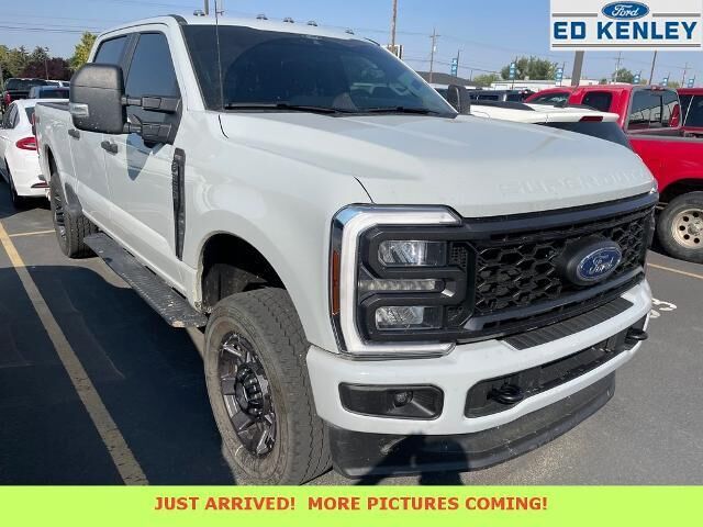 2025 Ford F-350 Super Duty XL — photo 1 of 8