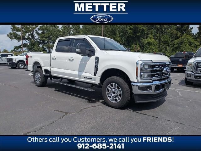 2026 Ford F-350 Super Duty Lariat — photo 1 of 26