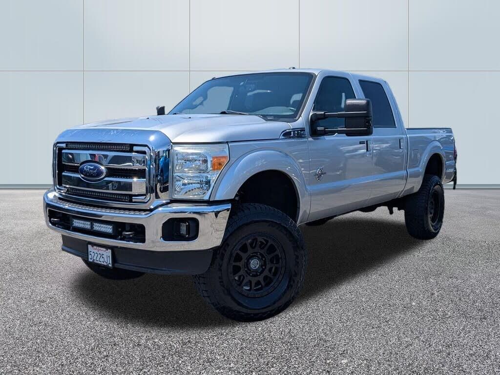 2012 Ford F-350 Super Duty Lariat — photo 1 of 1