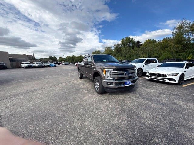 2017 Ford F-350 Super Duty Lariat