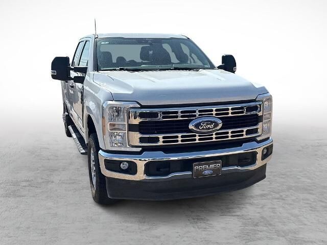 2025 Ford F-350 Super Duty XLT — photo 1 of 26