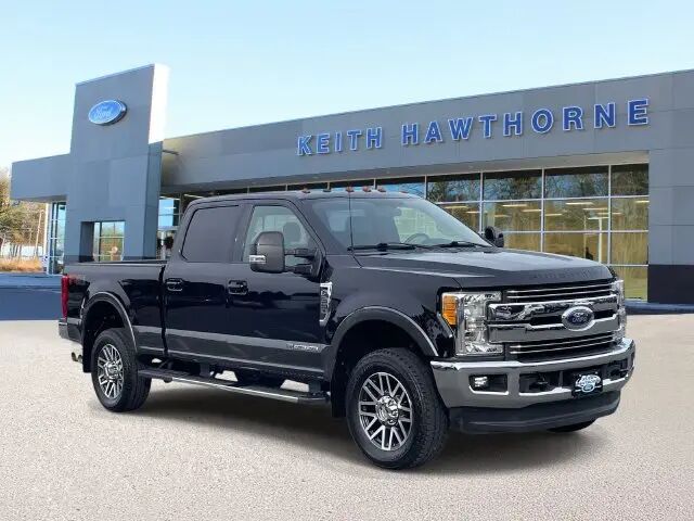 2017 Ford F-350 Super Duty Lariat