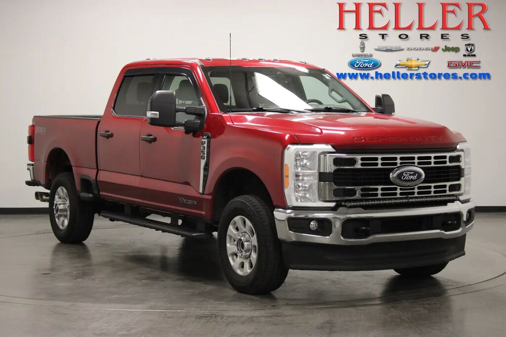 2023 Ford F-350 Super Duty XLT — photo 1 of 13