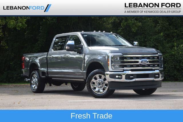 2023 Ford F-350 Super Duty Lariat — photo 1 of 26