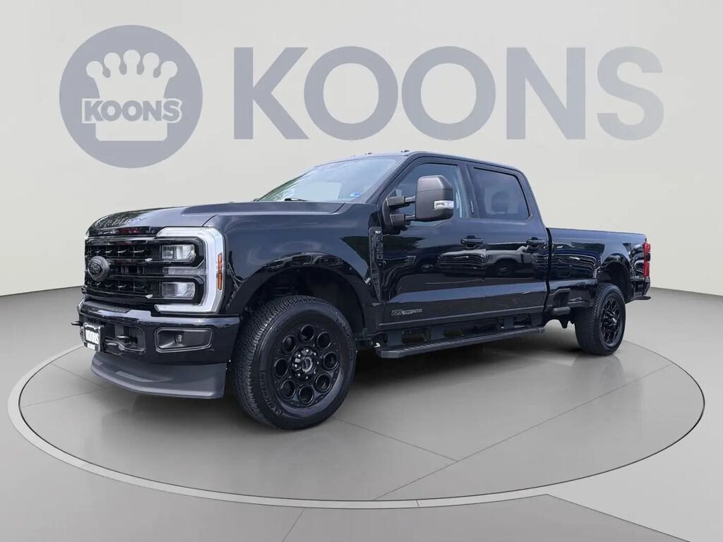 2024 Ford F-350 Super Duty XLT — photo 1 of 17