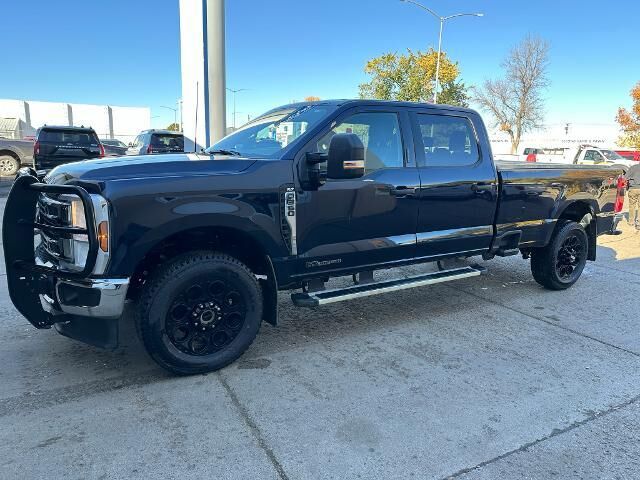 2024 Ford F-350 Super Duty XLT