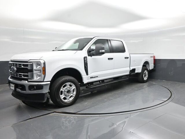 2025 Ford F-350 Super Duty XLT