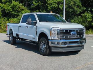2025 Ford F-350 Super Duty XLT