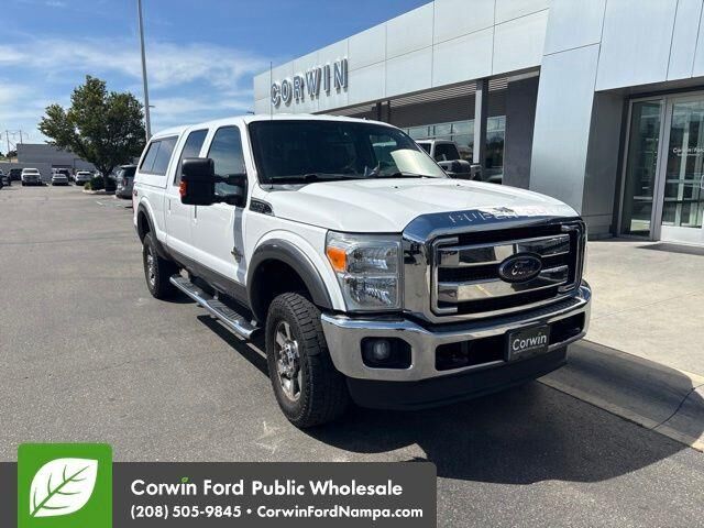 2012 Ford F-350 Super Duty Lariat — photo 1 of 26