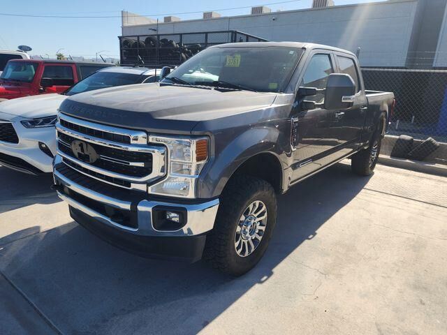 2022 Ford F-350 Super Duty Lariat — photo 1 of 3