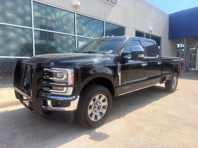 2023 Ford F-350 Super Duty Lariat