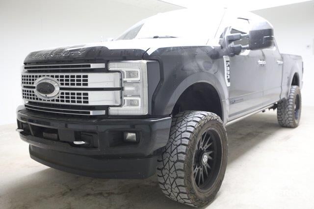 2017 Ford F-350 Super Duty XLT — photo 1 of 26