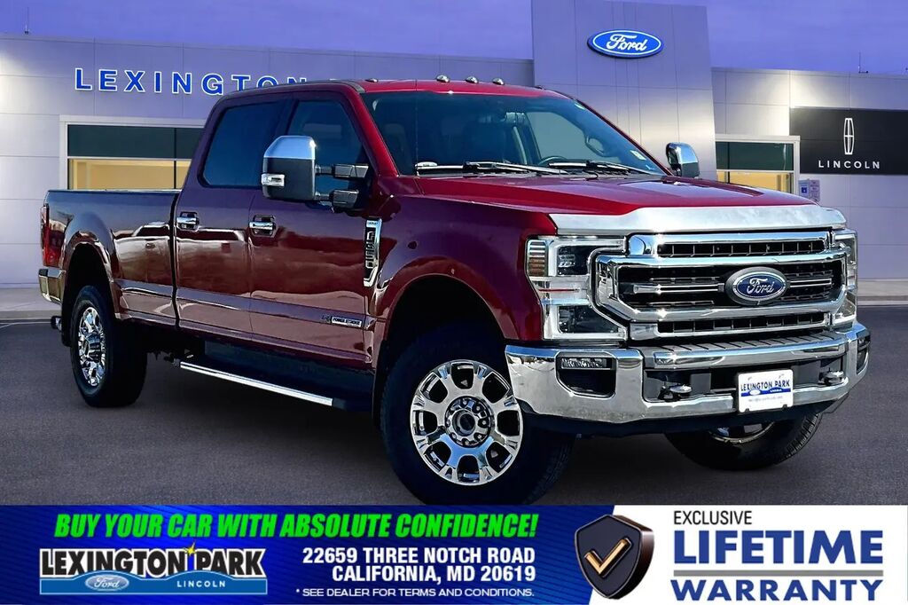 2020 Ford F-350 Super Duty Lariat — photo 1 of 26