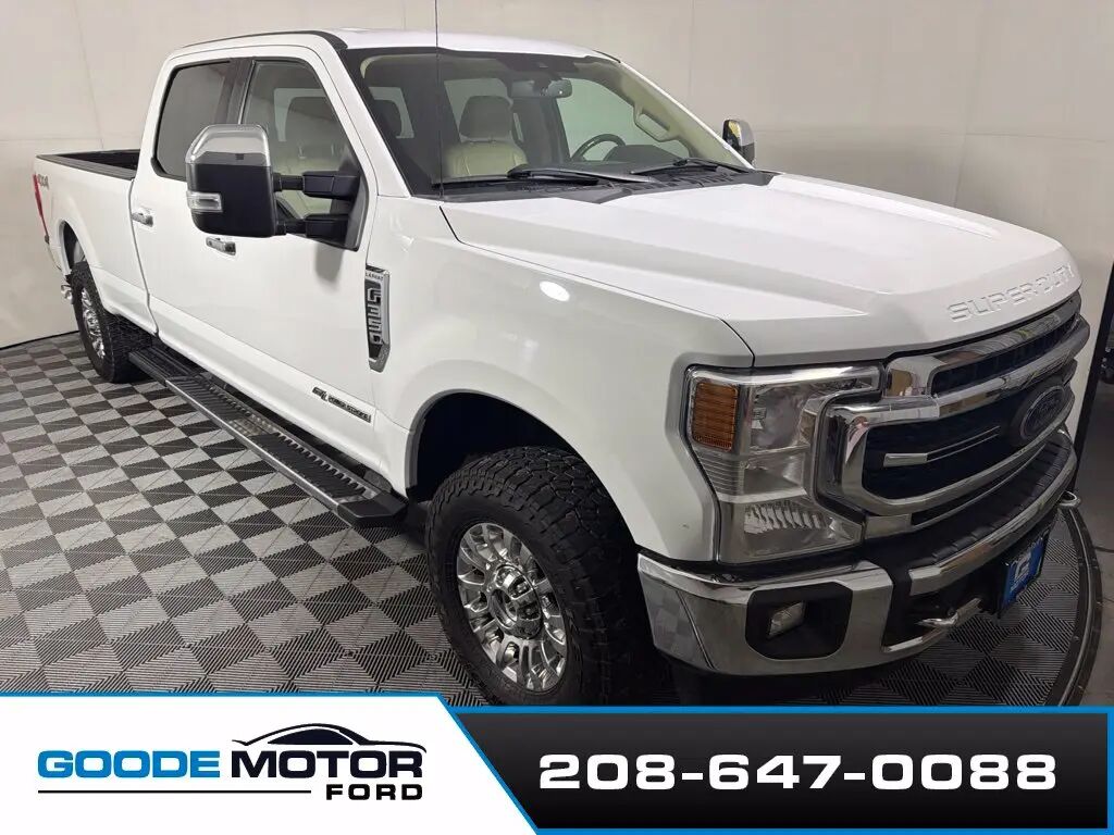 2021 Ford F-350 Super Duty Lariat — photo 1 of 13