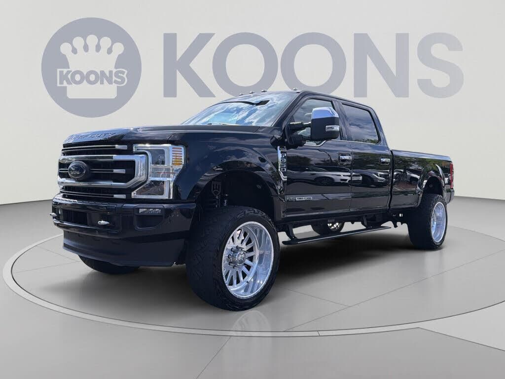 2021 Ford F-350 Super Duty Platinum — photo 1 of 15