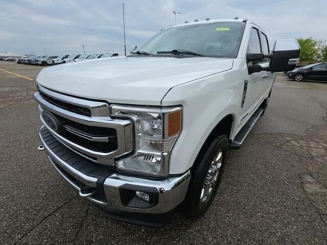 2022 Ford F-350 Super Duty Lariat