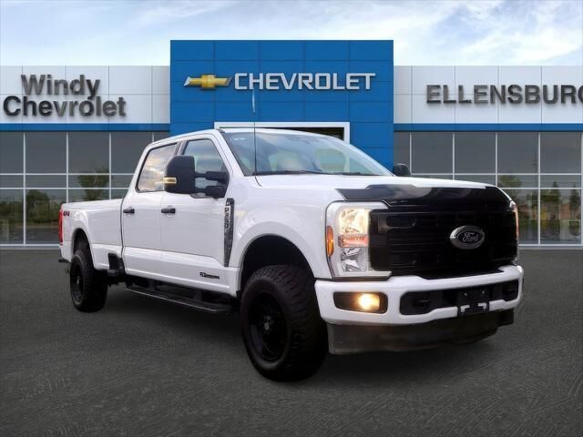 2024 Ford F-350 Super Duty XLT — photo 1 of 14