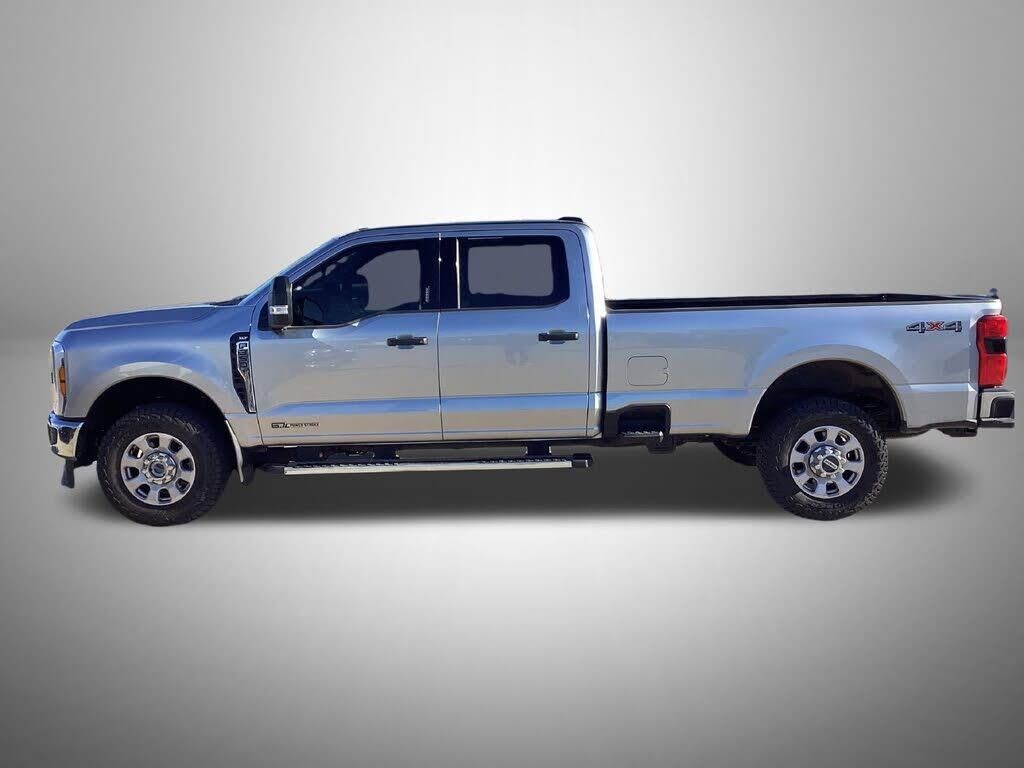 2024 Ford F-350 Super Duty XLT — photo 1 of 1