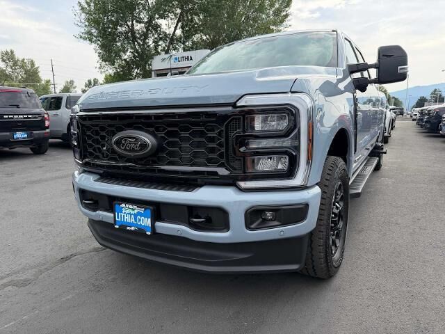2026 Ford F-350 Super Duty Lariat — photo 1 of 26