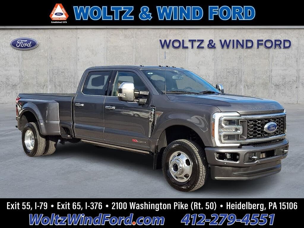 2024 Ford F-350 Super Duty Platinum — photo 1 of 1