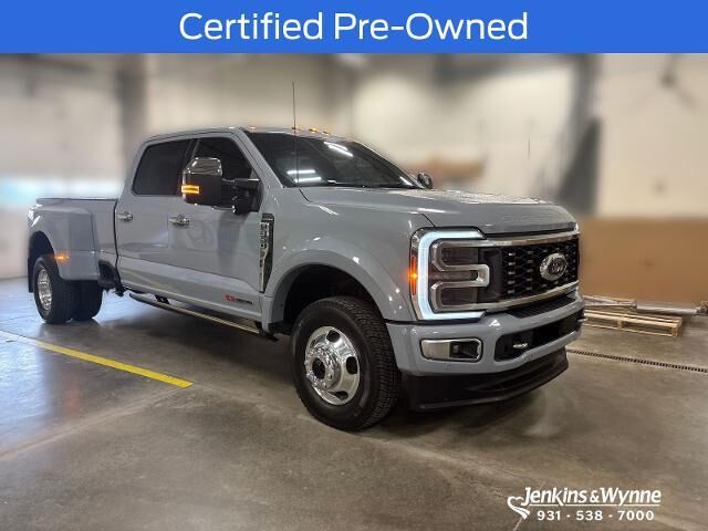 2024 Ford F-350 Super Duty Platinum — photo 1 of 26