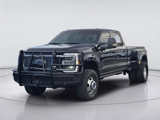 2025 Ford F-350 Super Duty Platinum