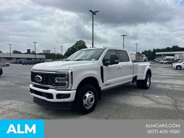 2025 Ford F-350 Super Duty Platinum