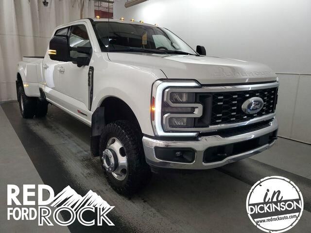 2024 Ford F-350 Super Duty Lariat — photo 1 of 7