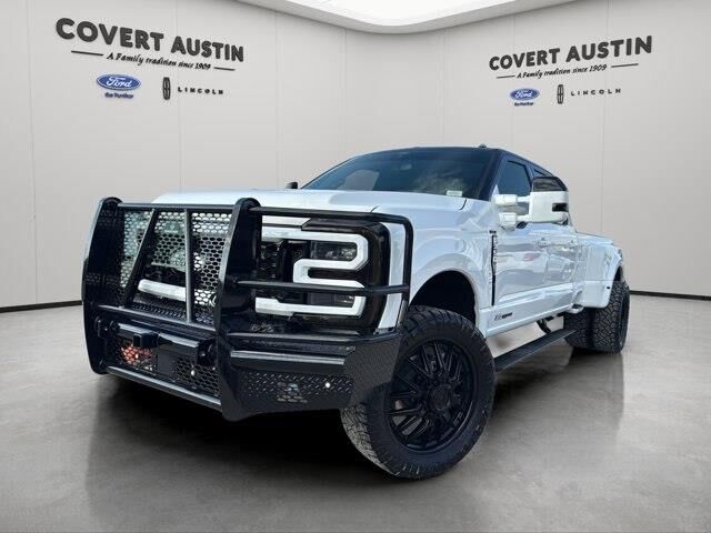 2026 Ford F-350 Super Duty Platinum
