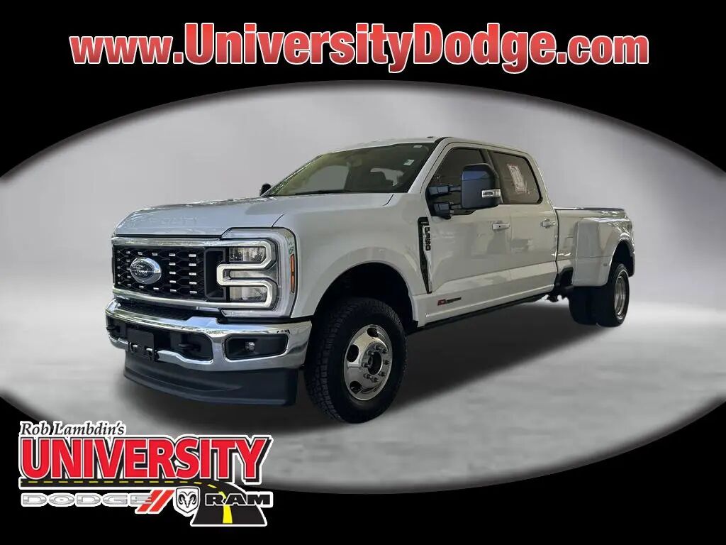 2025 Ford F-350 Super Duty King Ranch — photo 1 of 13