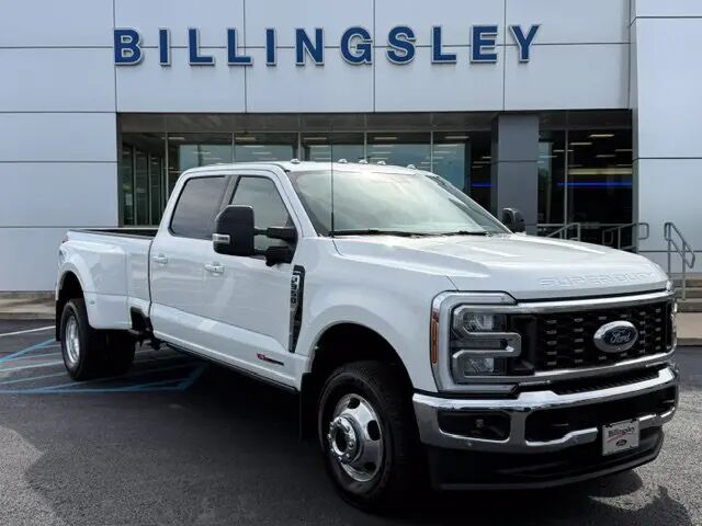 2026 Ford F-350 Super Duty Lariat