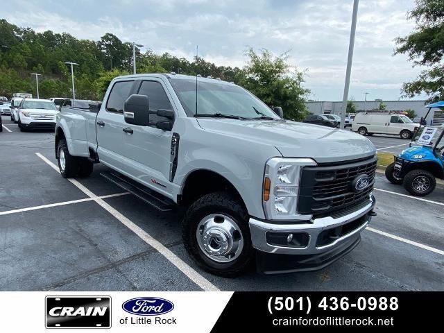 2025 Ford F-350 Super Duty XL
