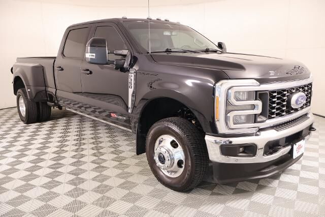 2023 Ford F-350 Super Duty Lariat