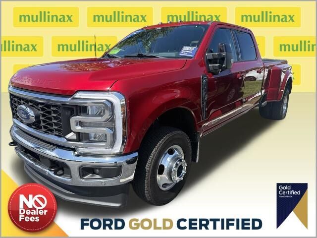 2024 Ford F-350 Super Duty Lariat — photo 1 of 11