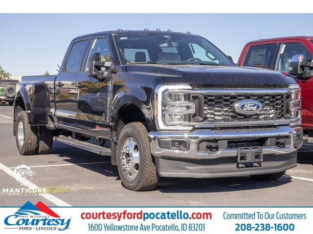 2027 Ford F-350 Super Duty Platinum