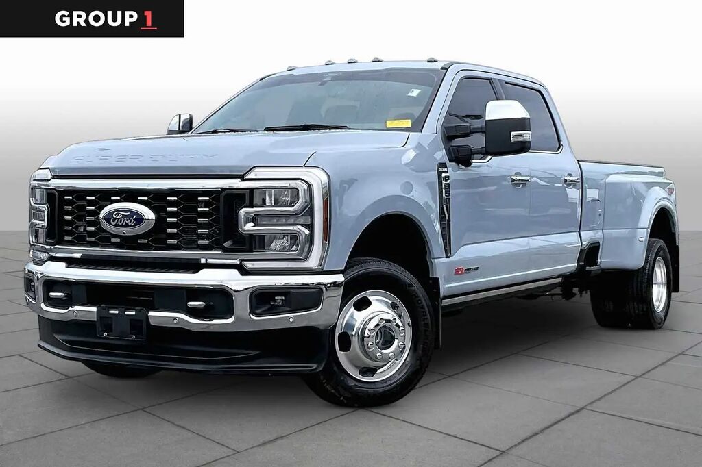 2024 Ford F-350 Super Duty King Ranch — photo 1 of 13