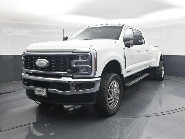 2025 Ford F-350 Super Duty Lariat