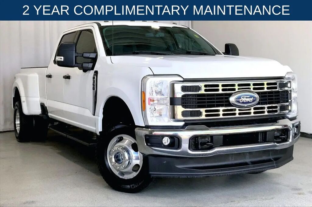 2023 Ford F-350 Super Duty XLT — photo 1 of 26